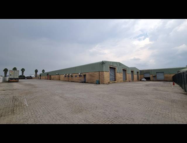 6,972M² WAREHOUSE TO LET IN HUGHES